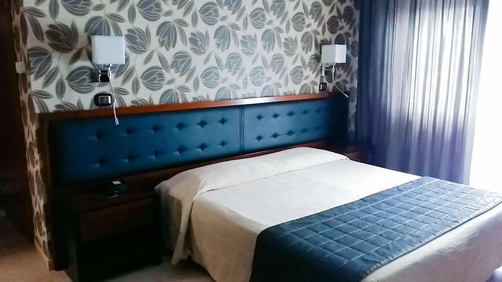 Hotel San Giorgio Sangano الغرفة الصورة